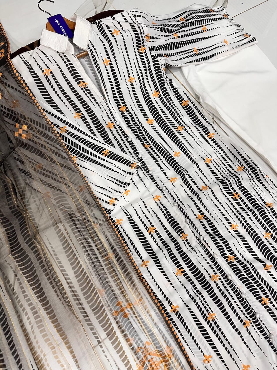 Golden Swiss Aura - Digital Crepe Suit