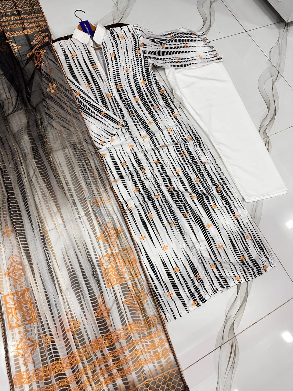 Golden Swiss Aura - Digital Crepe Suit